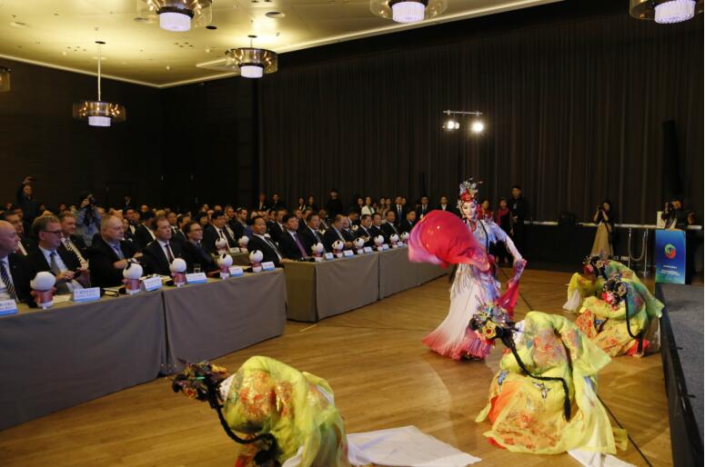 集團(tuán)黨委書記、董事長任丁率團(tuán)赴荷蘭、德國、以色列考察
