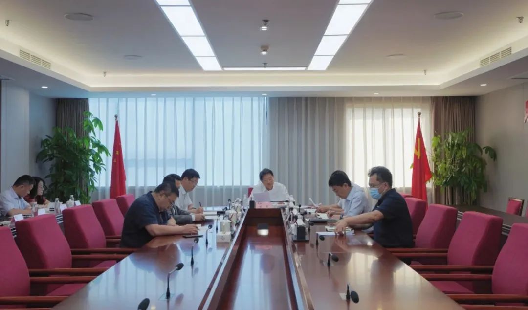 省旅投集團(tuán)黨委召開學(xué)習(xí)貫徹習(xí)近平新時(shí)代中國特色社會主義思想主題教育專題研討暨黨委理論學(xué)習(xí)中心組研討會