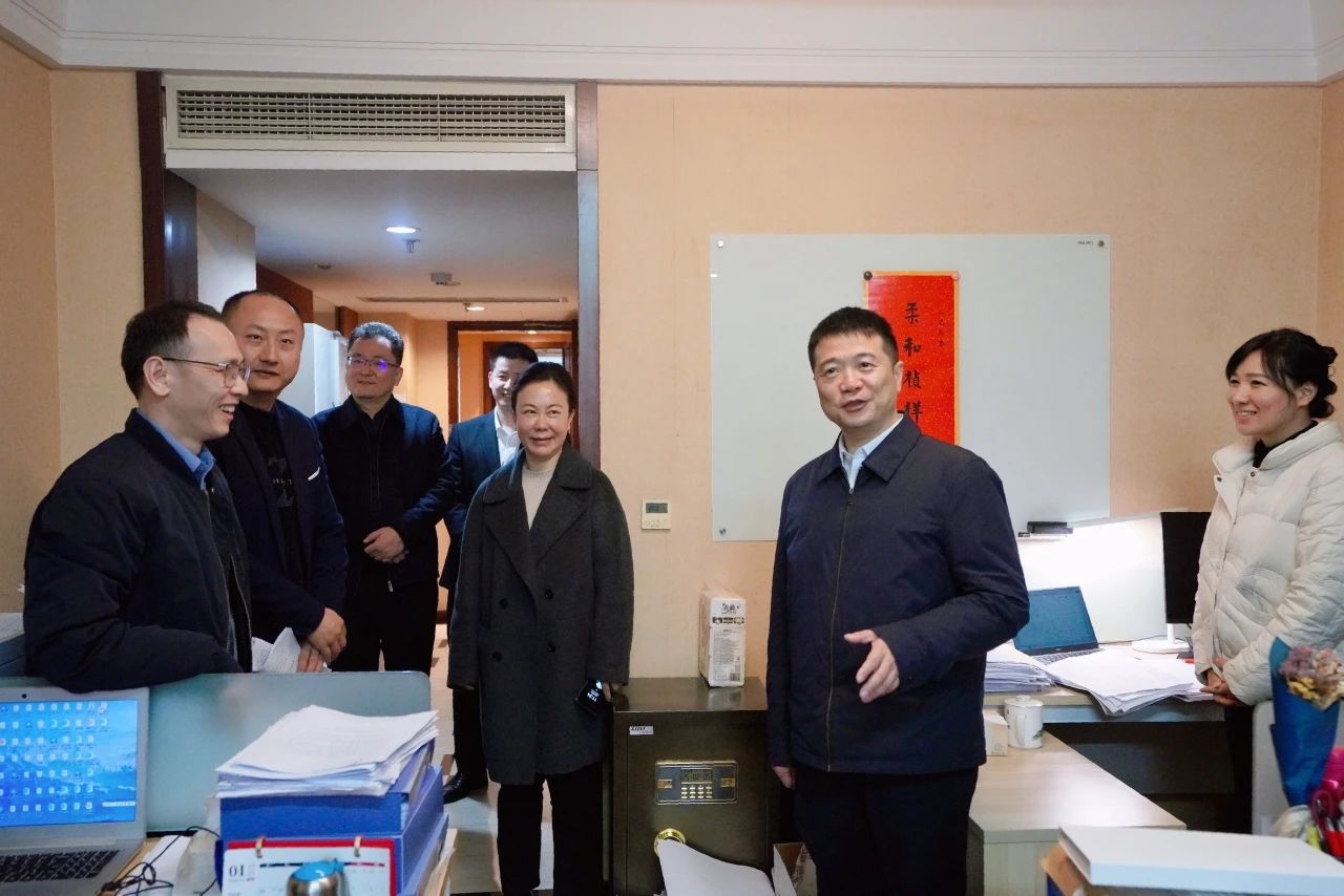 溫暖啟航，共赴新篇！—— 省旅投集團(tuán)領(lǐng)導(dǎo)走訪慰問干部職工